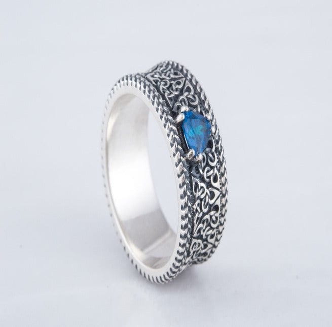 Viking Triquetra Symbol Ring