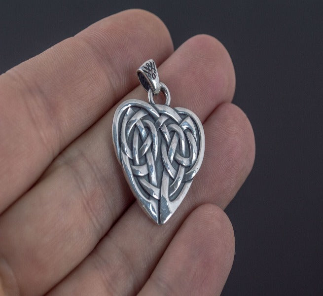 Celtic Pendant in Sterling Silver