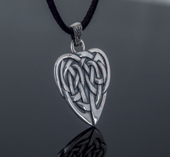 Celtic Pendant in Sterling Silver