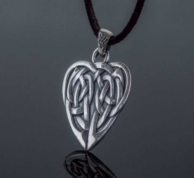 Celtic Pendant in Sterling Silver