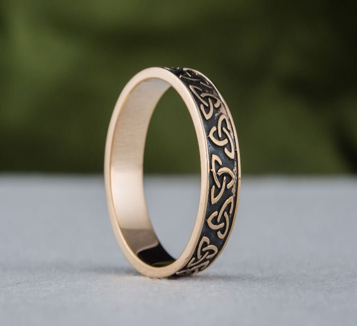 Triquetra Symbol Bronze Ring