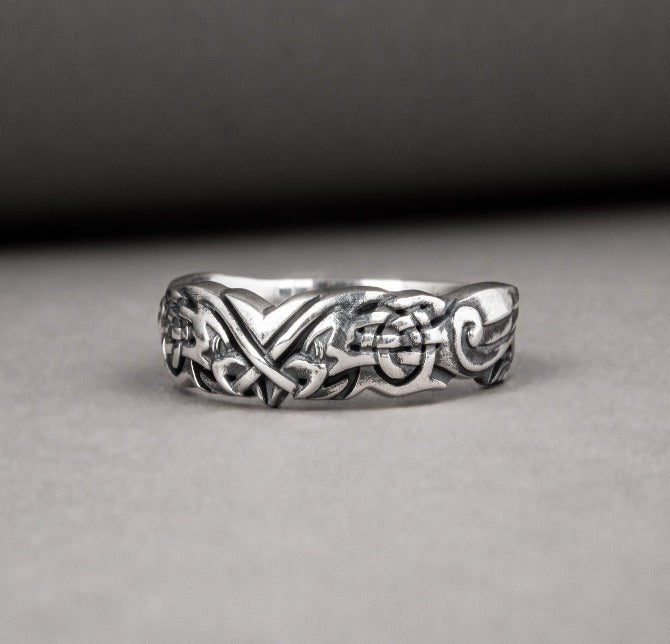 Handmade 925 silver Viking ring with ravens and brutal ancient ornament, unique jewelry