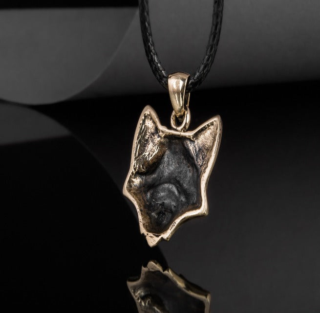 Wolf Pendant in Bronze